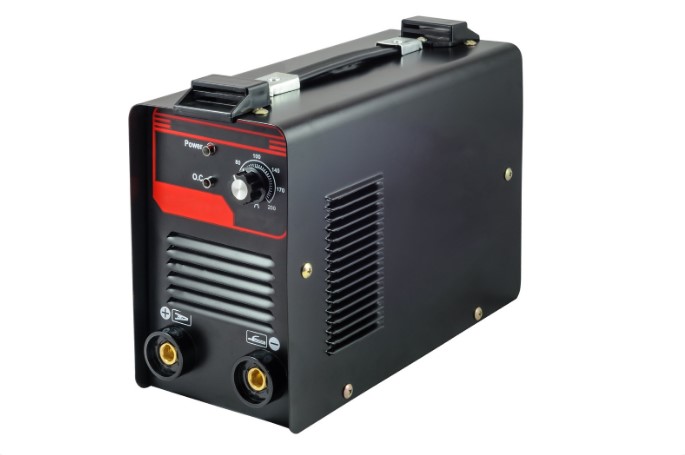 скільки годин працює акумулятор з інвертором